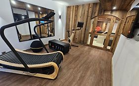 Chalet des Amis - 15 pers à Meribel - 400m piscine salle de jeux ciné